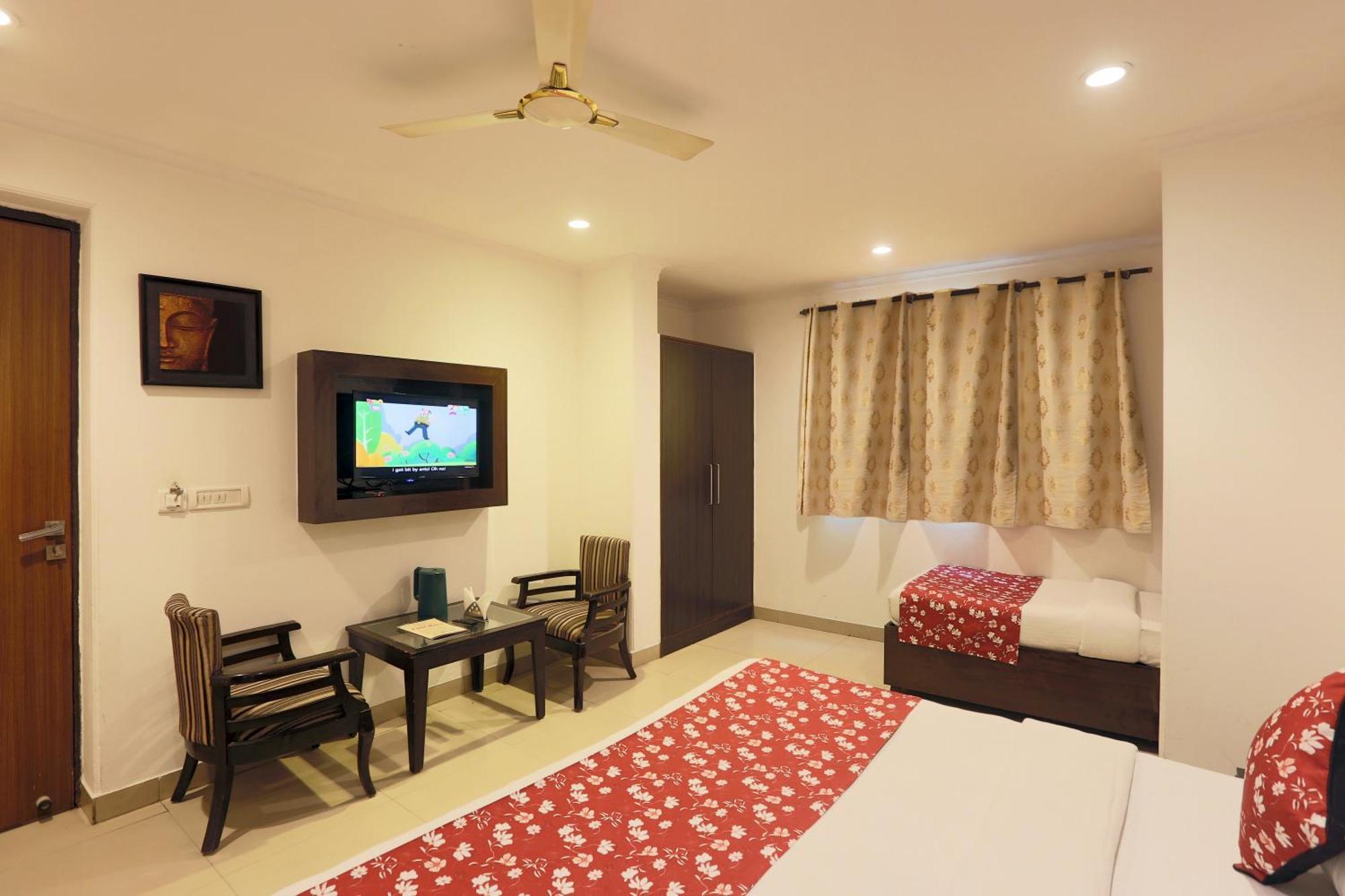 Airport Hotel Chanakya Delhi Ню Делхи Екстериор снимка