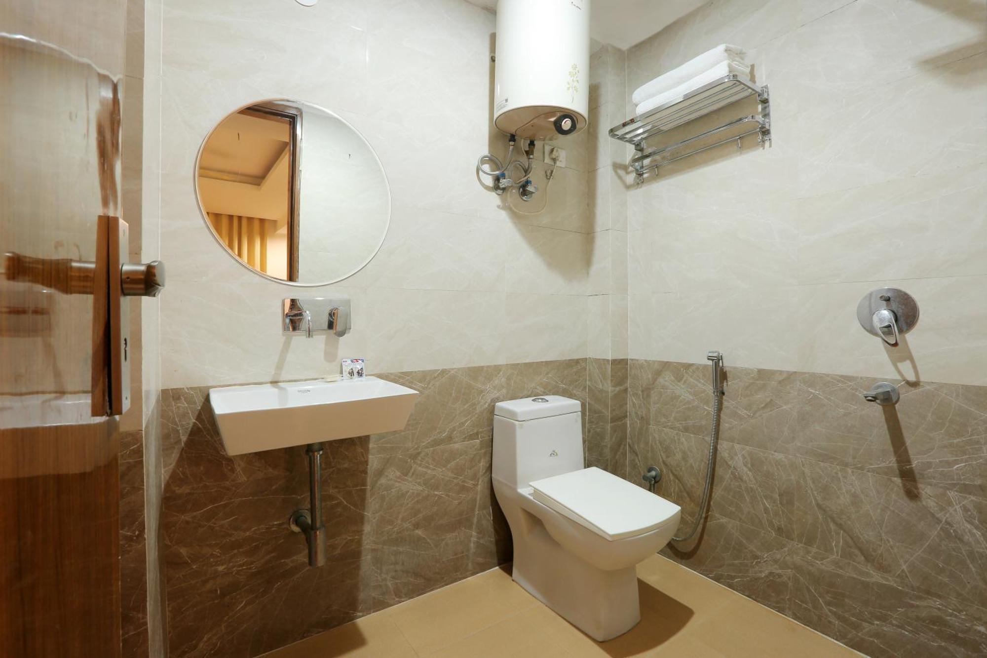 Airport Hotel Chanakya Delhi Ню Делхи Екстериор снимка